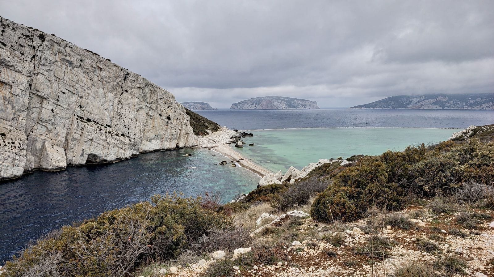 Telašćica Nature Park: The Cliffs and Salt Lake of Dugi Otok