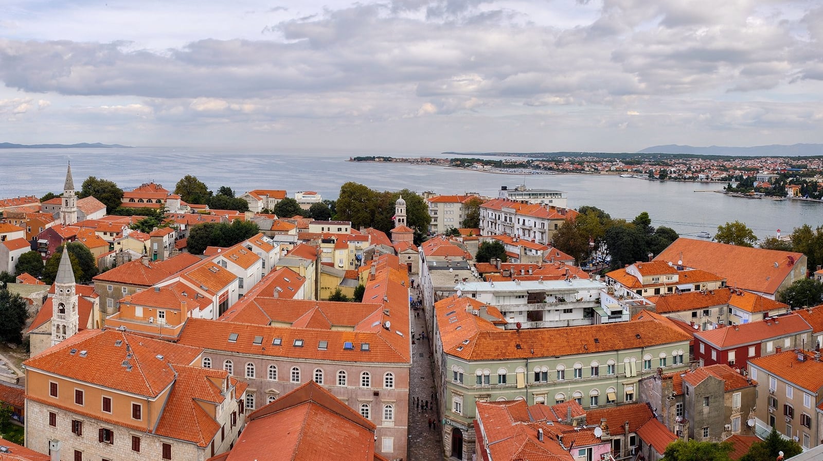 Zadar Old Town: Sea Organ, Roman Forum and the Riva