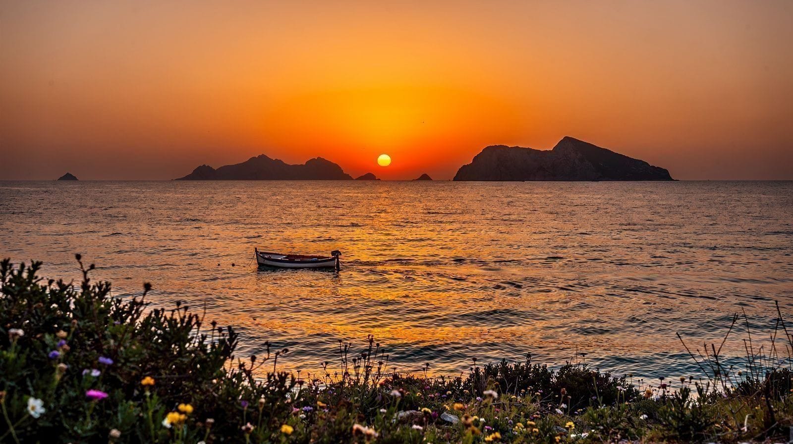 Private Sunset Cruise in Zadar: Your Own Boat, Your Own Pace