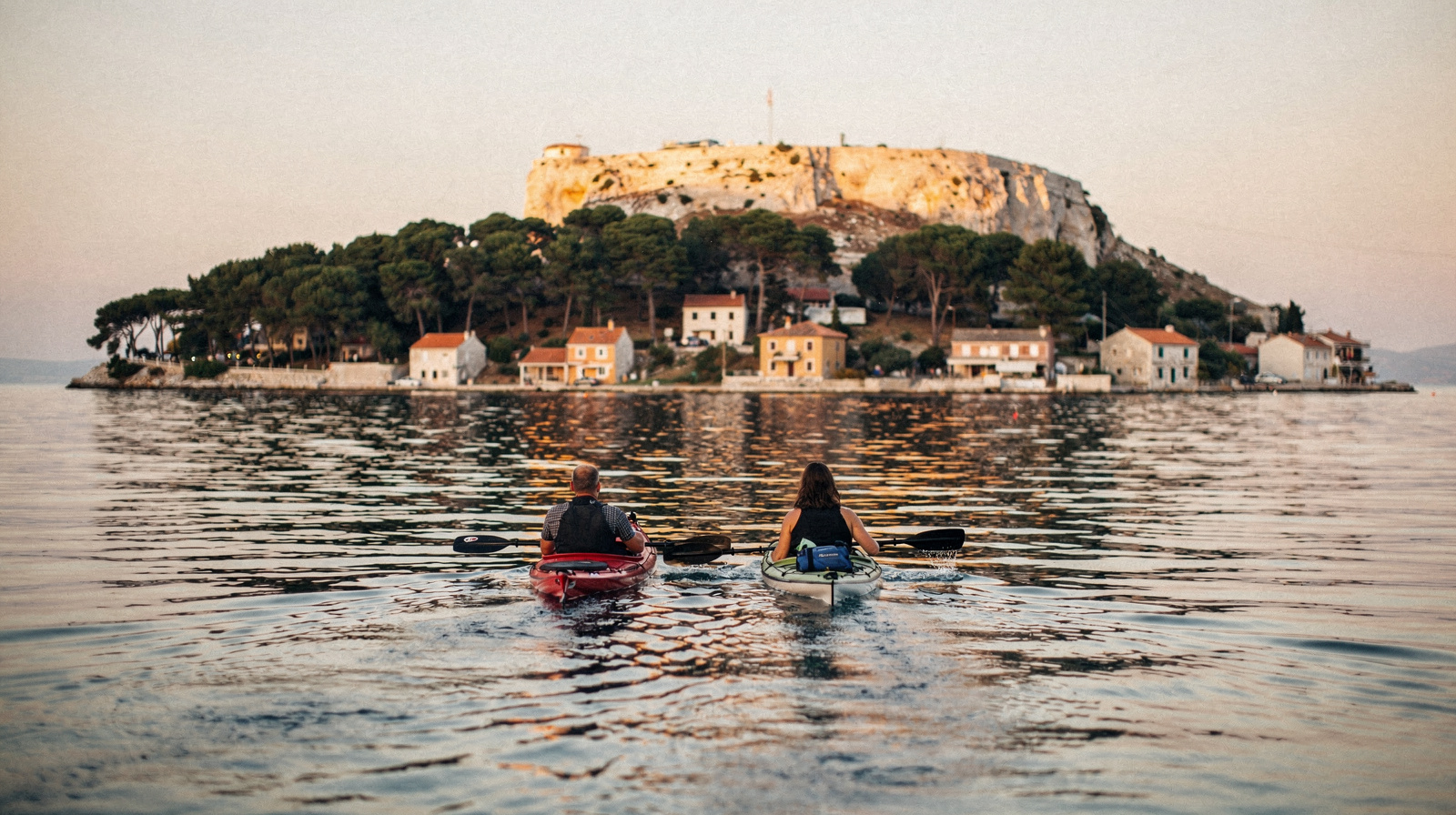 Sunset Kayak Tour in Zadar: Paddling to the Sea Organ and Greeting to the Sun