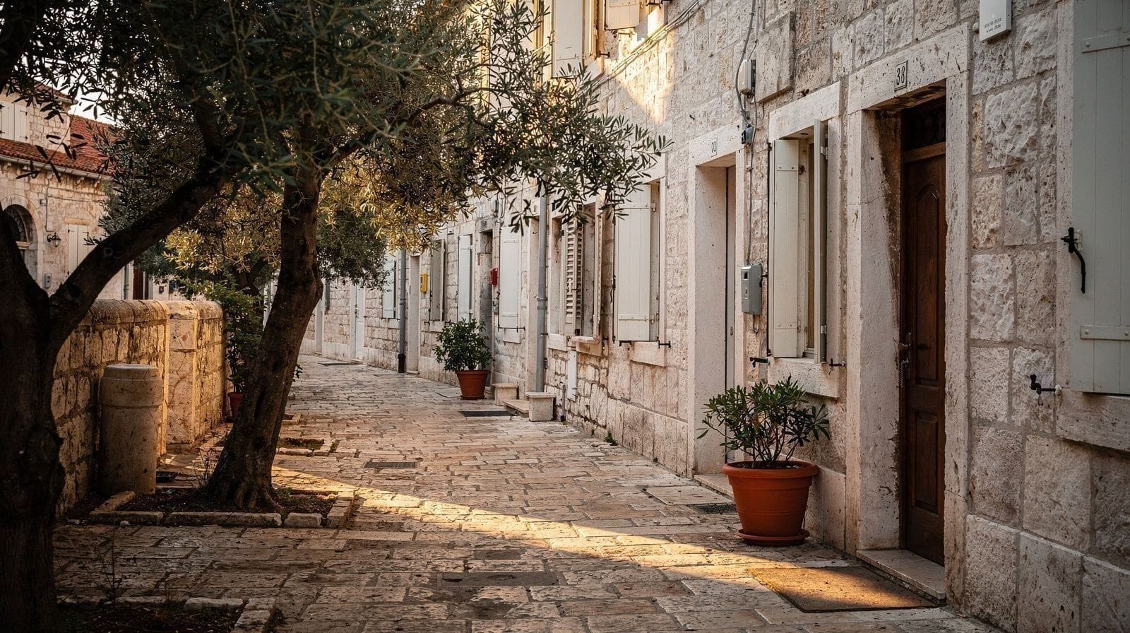 Where to Stay in Zadar: Old Town vs Quieter Neighborhoods
